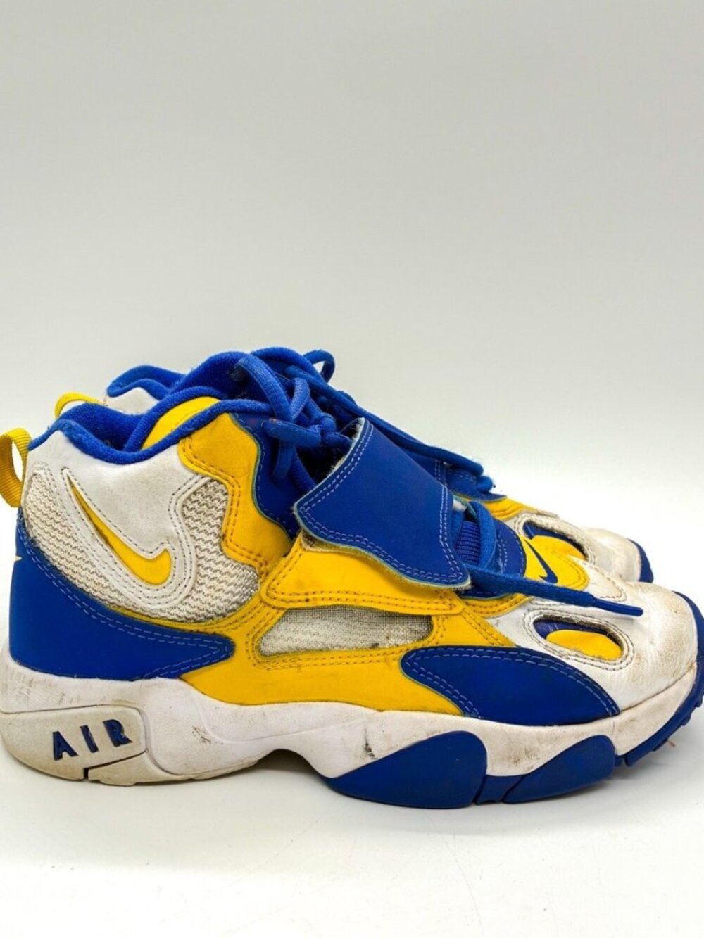 Nike Air Speed Turf Boys Size 5Y Blue Yellow Rams Sneakers DZ4448-100